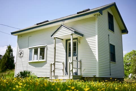 Harborside Haven - Walk to Beach, Ferry & Main St