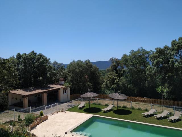 A plena natura entre el Montseny i la Costa Brava. gallery image 4