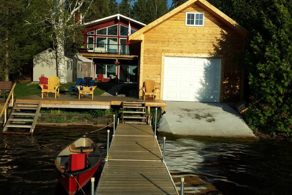 New waterfront cottage, 4 cars park Cabins for Rent in Kawartha Lakes
