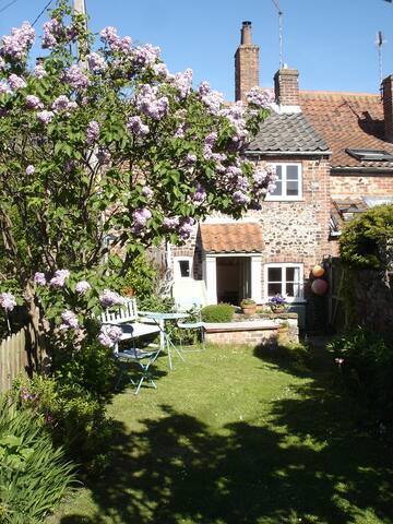 Airbnb Wells Next The Sea Holiday Rentals Places To Stay