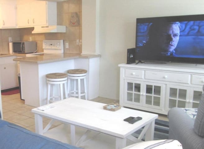 Beach Bound Condos 14