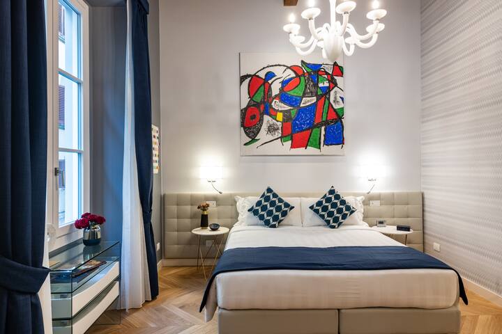 Florence Art Apts – Azzuro- Two Bedroom Apt gallery image 5