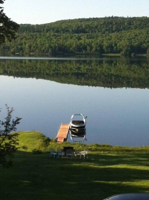 4-season cottage/snowmobile The jewel of Lac-Etchemin