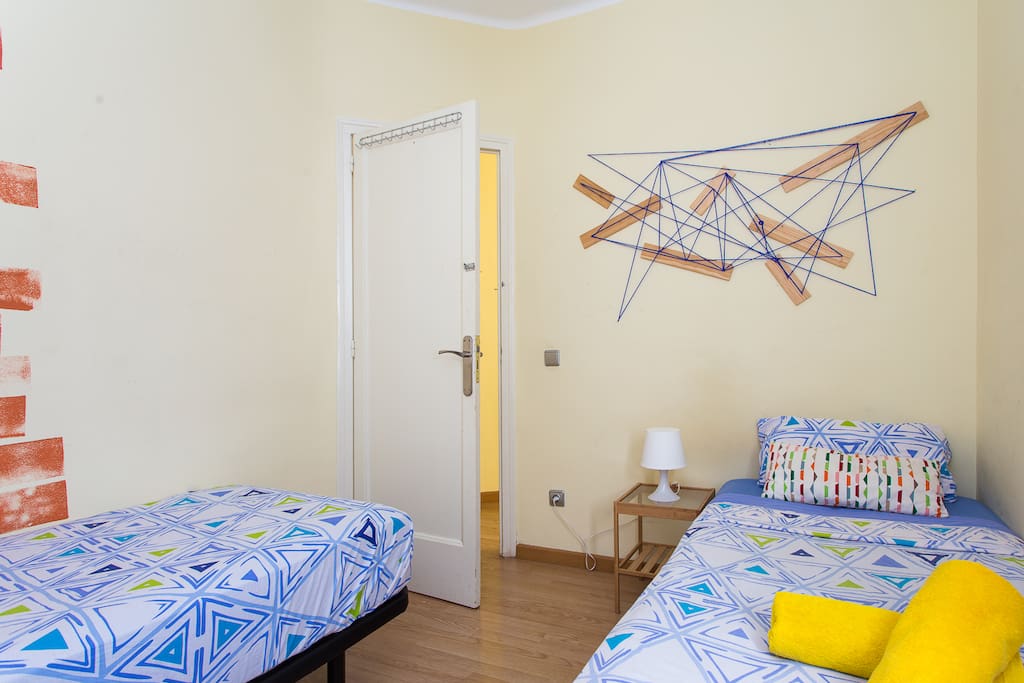 2 beds double bed room