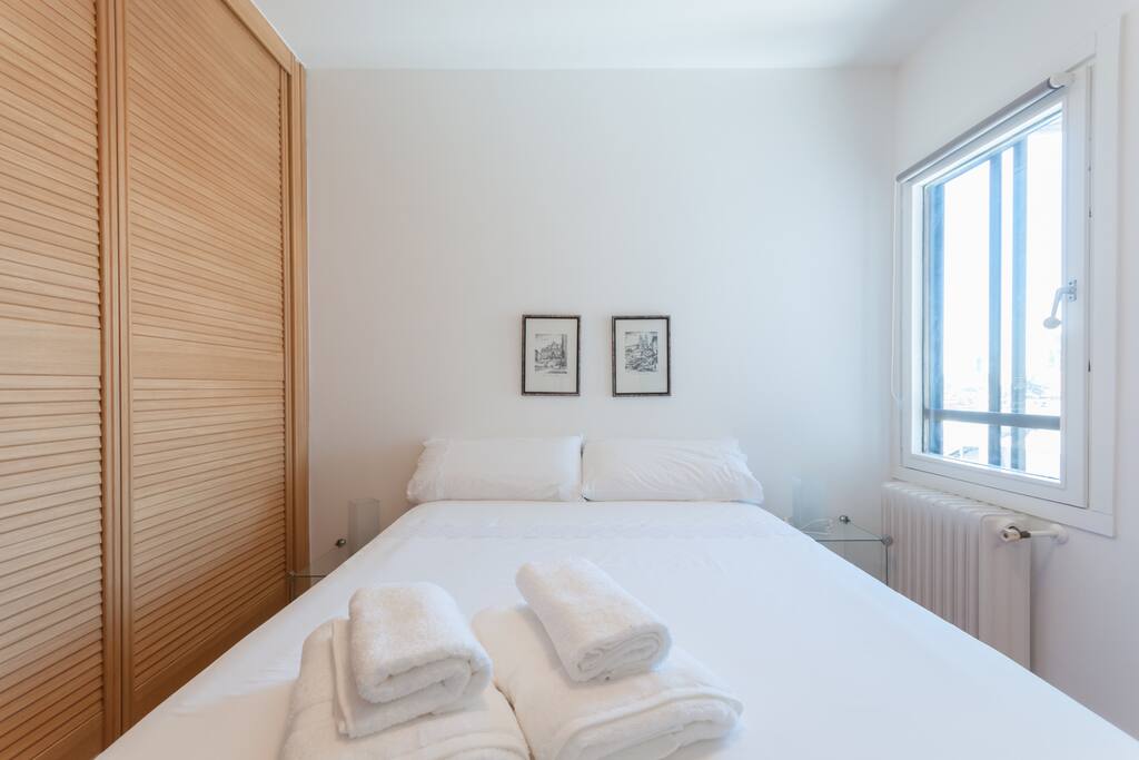Double bed room