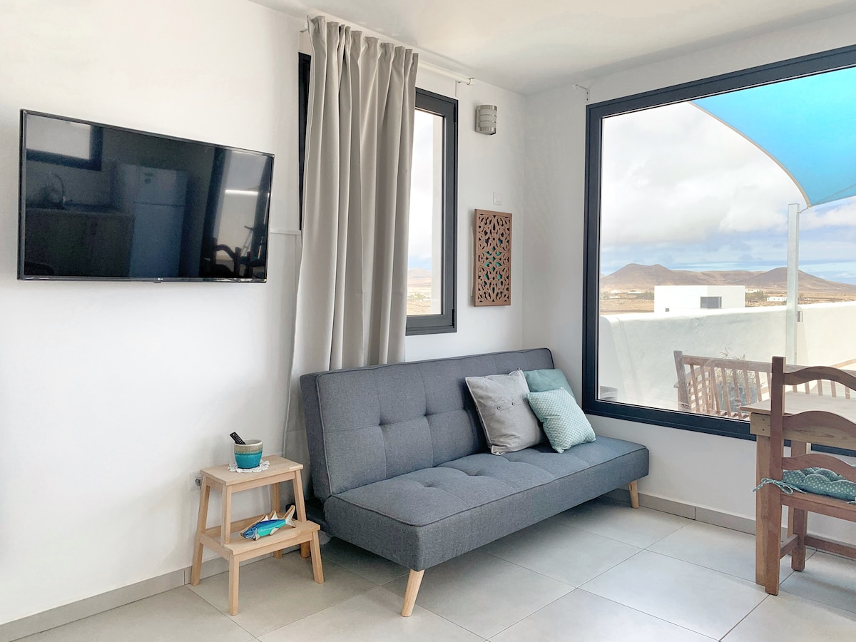 Successful Airbnb property: Alma Lajares Panoramic Loft in La Oliva