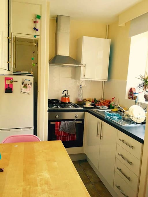 Shared well-equiped kitchen