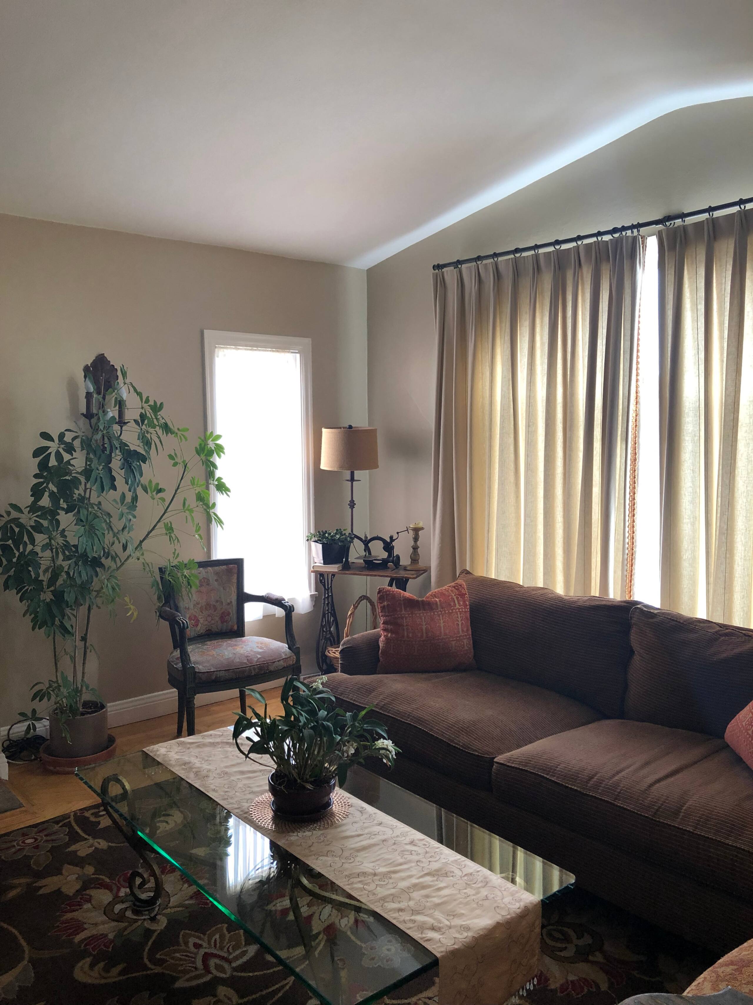 Home in San Francisco · ★4.91 · 3 bedrooms · 3 beds · 1.5 baths - Image 4