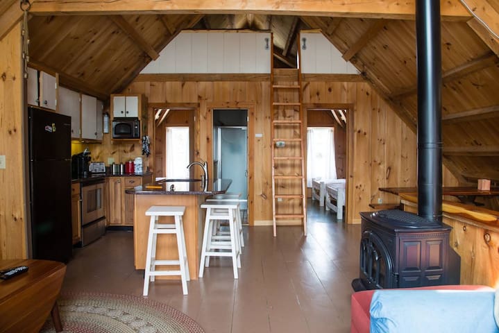 Mt Jao Lodge And Retreat Cabins For Rent In Danbury New