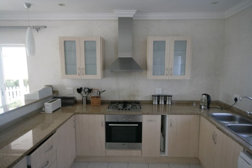 Fully equipped kitchen
