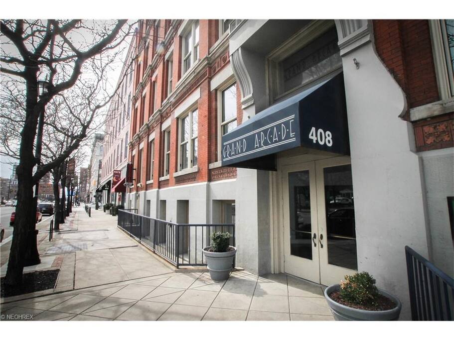 Walk to Starbucks on W. 6th Street - 2 blocks from your door. For Restaurants do you want fancy trendy unique foodie meals? There are Brazilian, Spanish, Seafood, Italian, Japanese, and Chop Houses literally on every adjacent block and some of the BEST in NE Ohio.