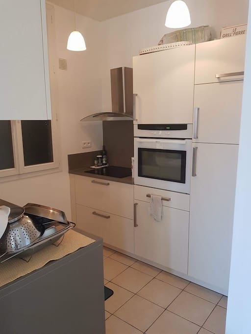 Fully equipped kitchen