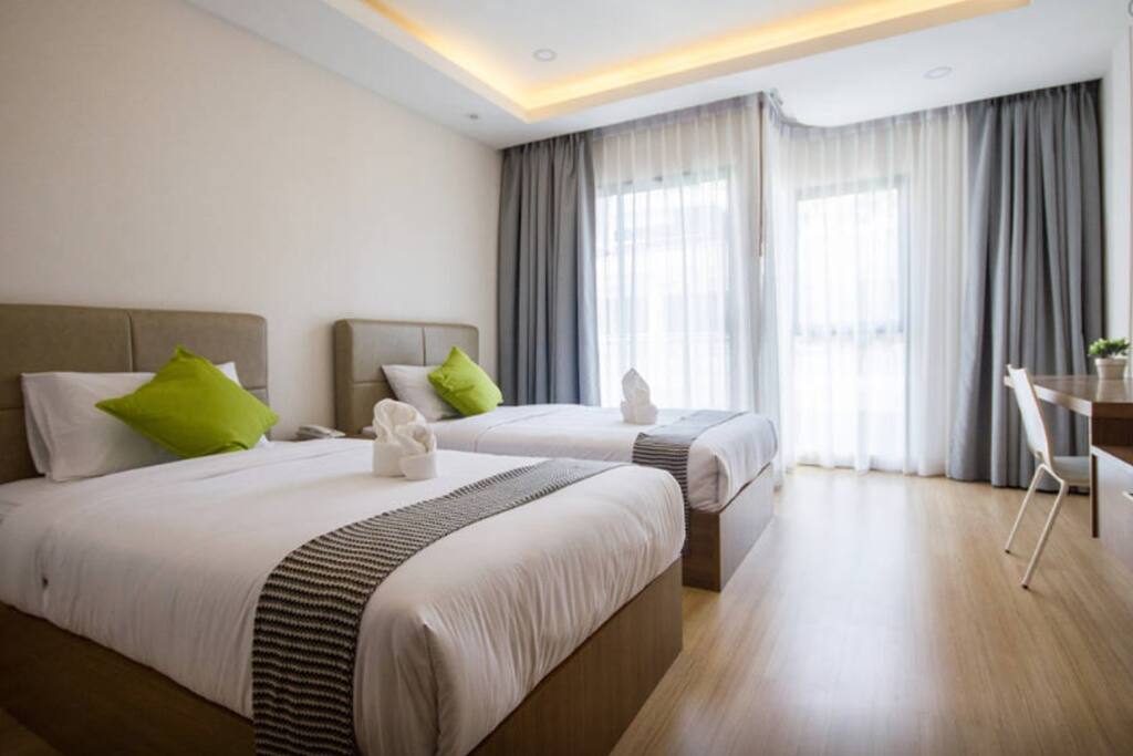 2 single beds