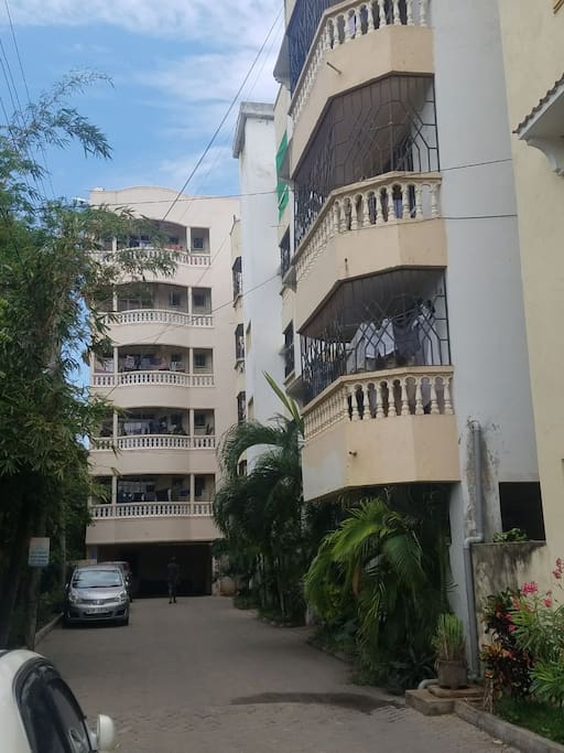Parking/Outside view