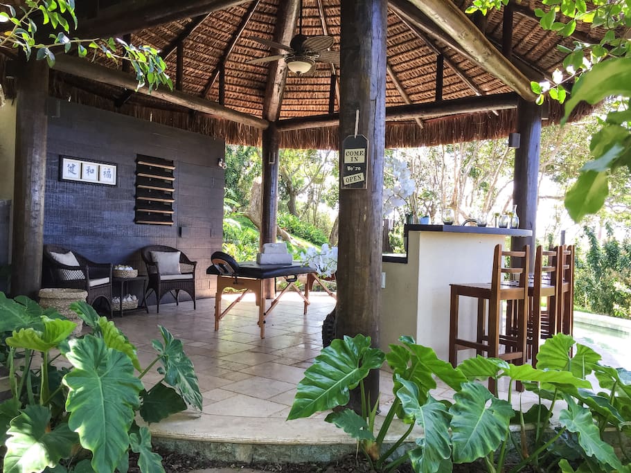Massage & Relax Area
