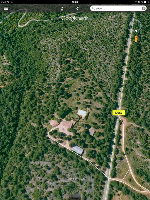 Au milieu du parc naturel du Verdon à moins de 10 kms du lac dans un écrin de verdure