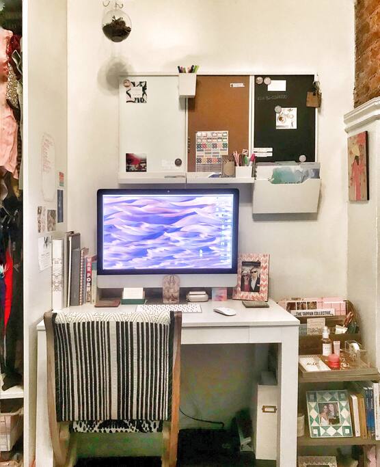 The room has a 27" iMac that you will have full guest access to, along with a fully stocked printer for anything you may need to print. Please feel free to use other office supplies that are out as well.