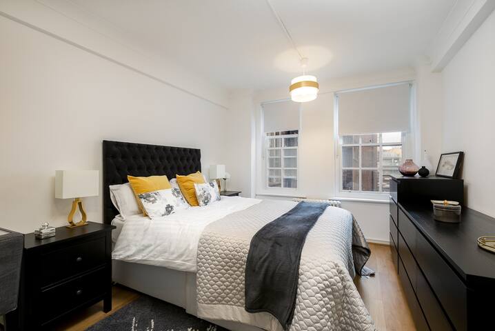 2 bdrm Marble Arch-Hyde Park gallery image 2