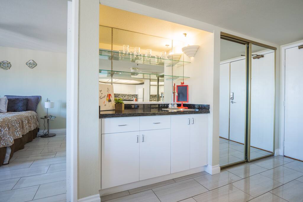 Wet bar