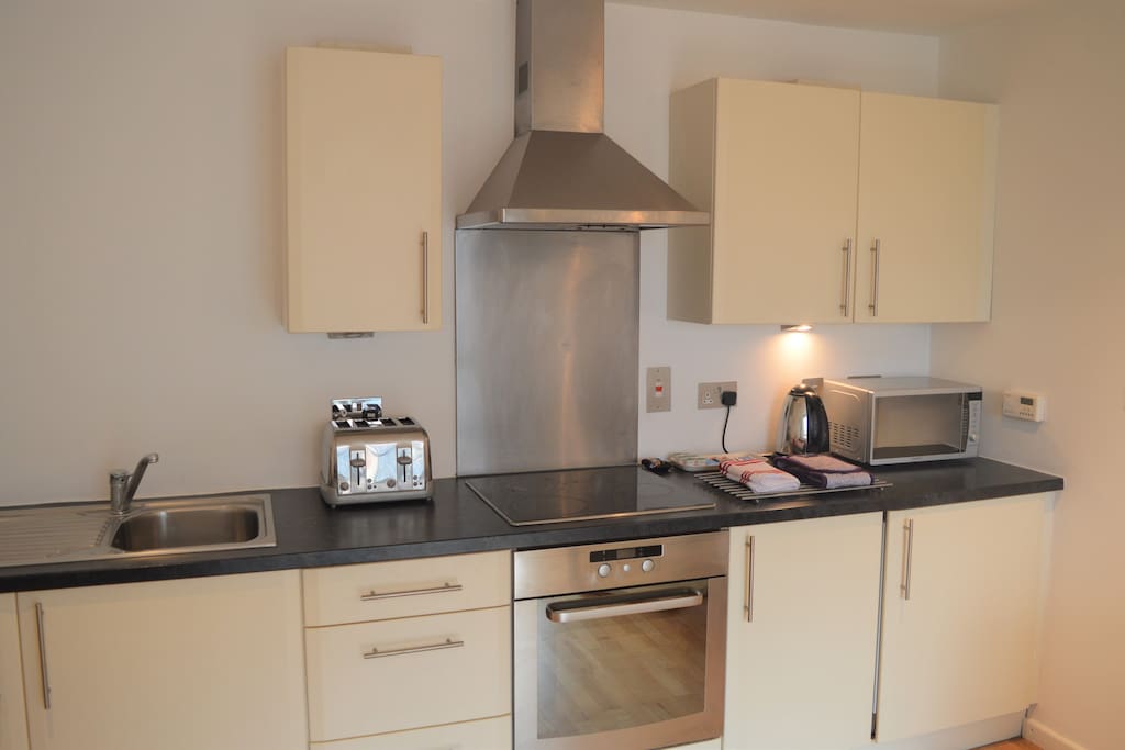 Modern Equipped Kitchen