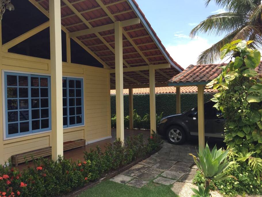 Frente com garagem