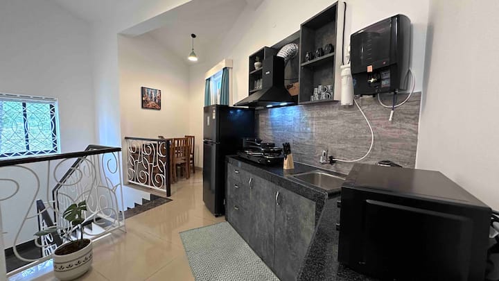 Kitchenette image 1