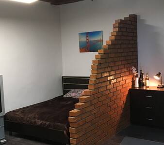 Cosy studio in the centre of St.Petersbourg