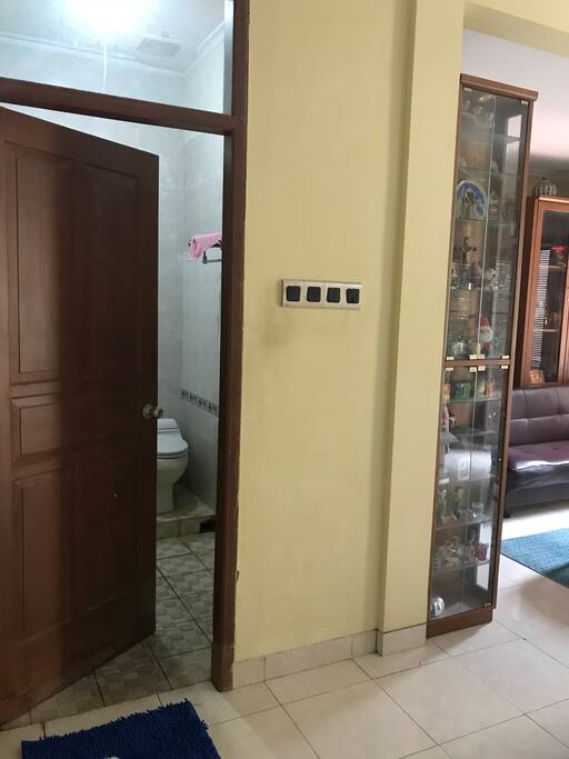 Share bathroom for Room no.3 and Room no.1