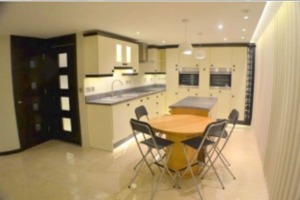 Kitchen area