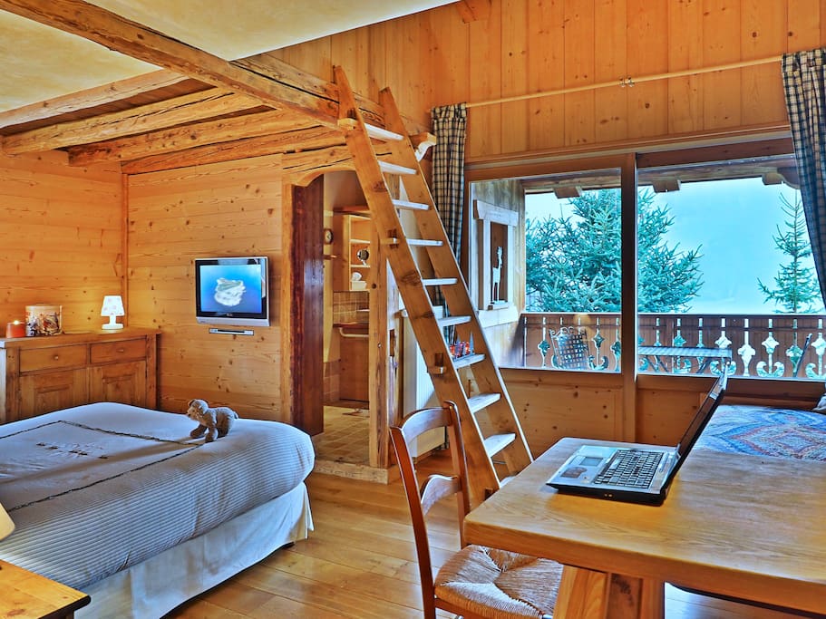 room with south facing balcony