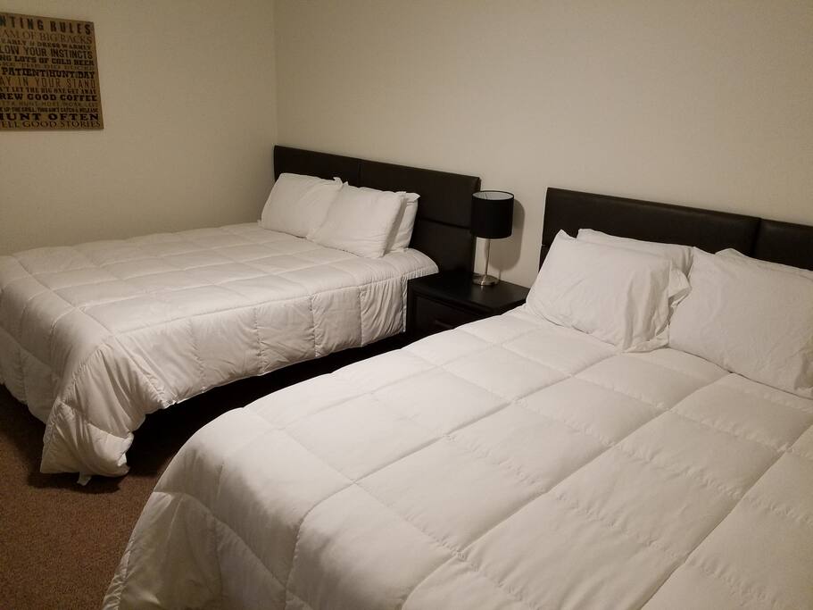 Two queen size beds