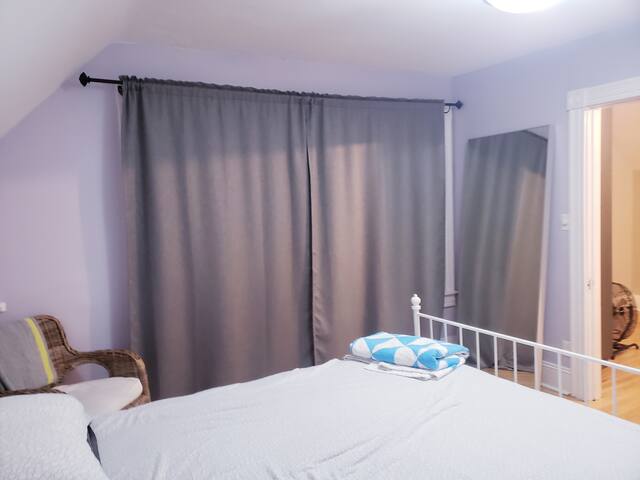 Purple gallery image 4