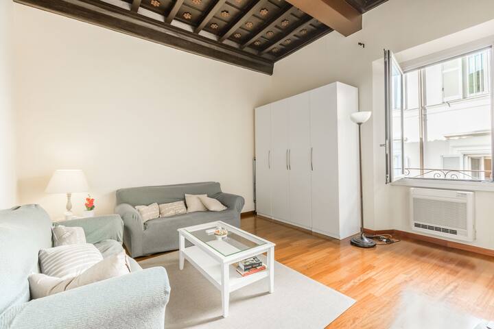 Navona Bernini Lodge gallery image 4