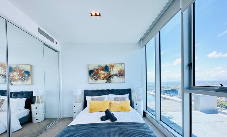 PANORAMiC SkyHigh&MountainView#3BR2B#FreeParking gallery image 2