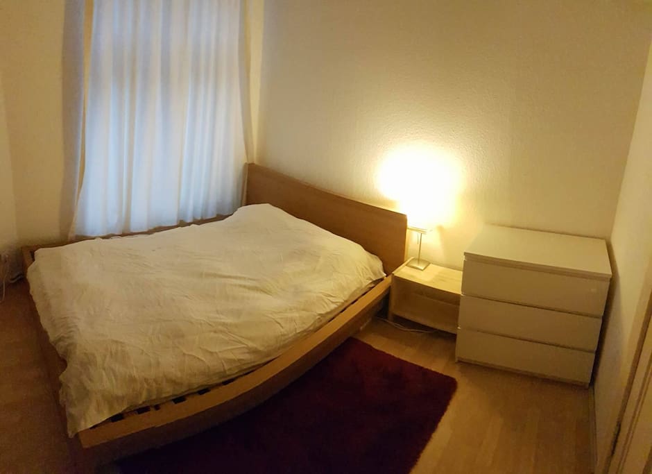 Quiet and cozy bedroom - Kingsize bed