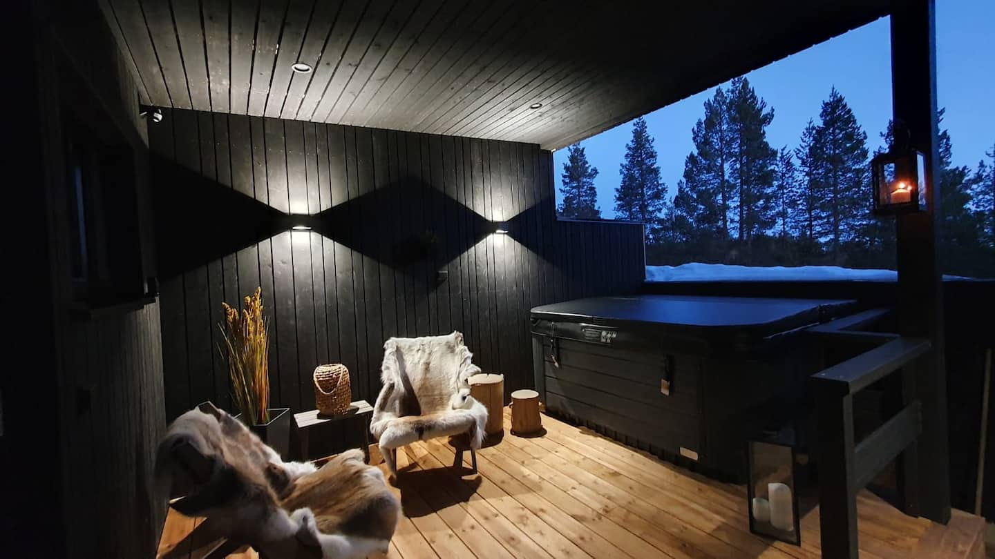 Rukan Mäntyvilla A Porealtaalla 2