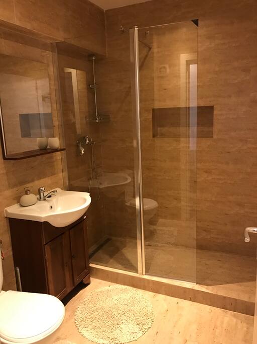 Bathroom on the ground floor
