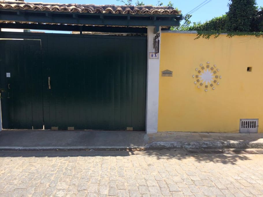 Entrada de nosso condomínio.