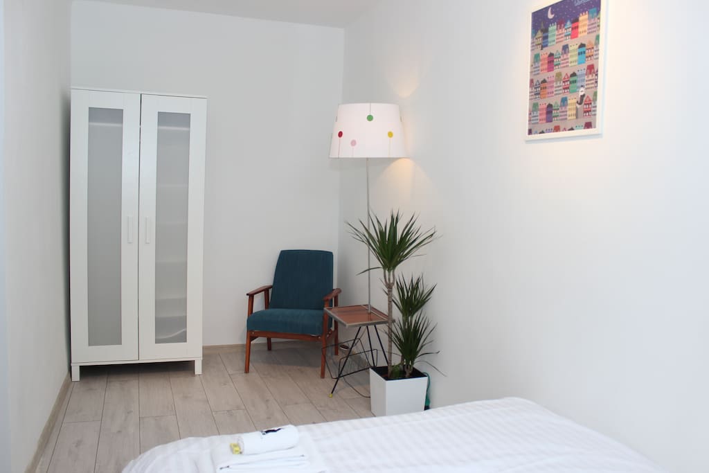 The palm tree bedroom