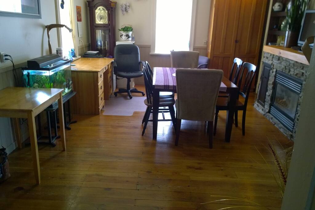 Breakfast room