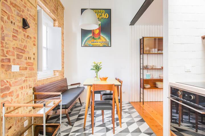 Beautifully Restored Cottage with Patio in Historic Center D gallery image 5