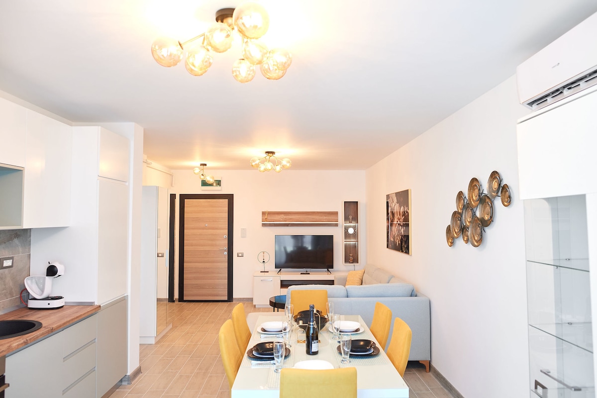 Aqua Vista Mimosa Luxury Alezzi Beach Resort — Apartment — vacation rental at Alezzi Beach Resort, Mamaia Nord, Constanța, Romania — property photo 7 | Aqua Vista Rentals
