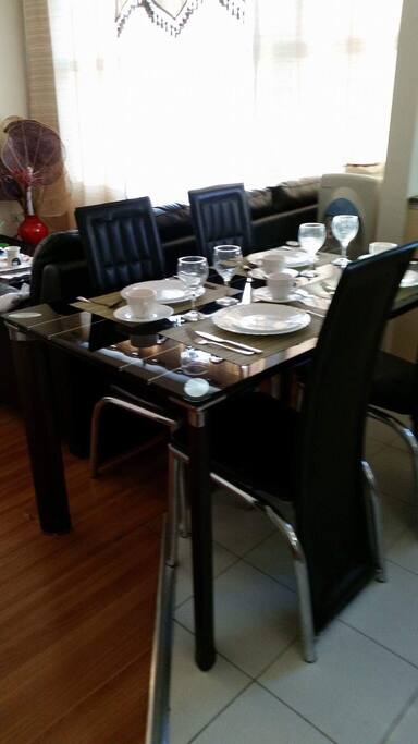 Dinning for 4