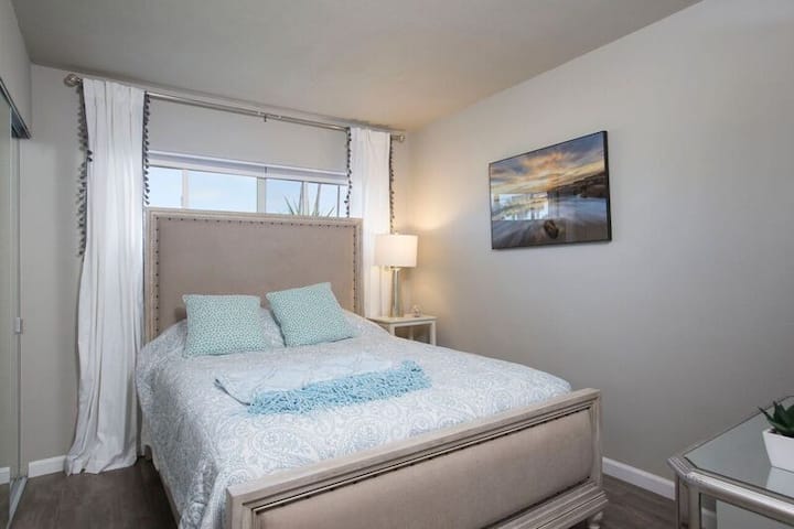 Nice size 2nd bedroom with queen bed. 
Beach umbrella and bogie boards in closet.