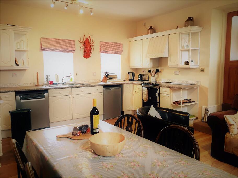 The kitchen diner is the heart of the cottage