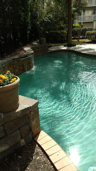 Private pool
