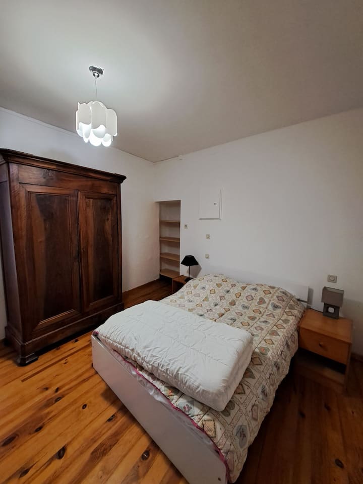 საძინებელი 3