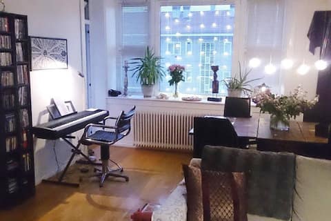 Quiet room close to city center