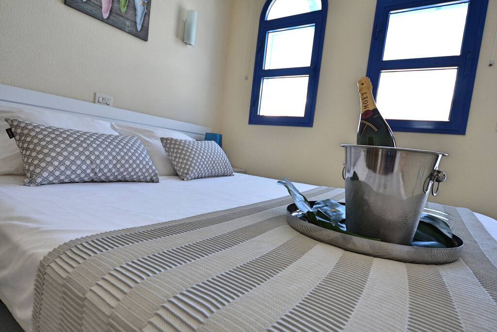 Bedroom with Double Bed, Wardrobe and TV