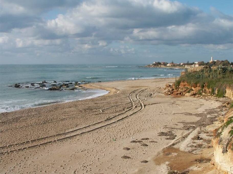 Caucana Beach